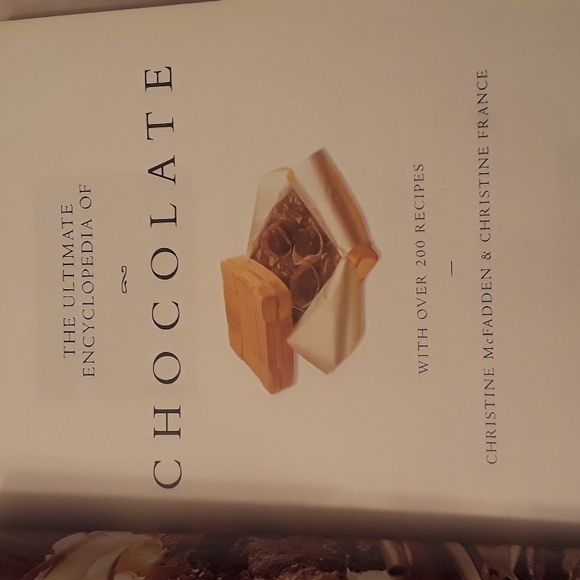 ♥️VINTAGE ♥️Ultimate Chocolate Encyclopedia Hardcover - Picture 4 of 12